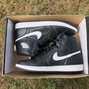 Jordan 1 Yin Yang